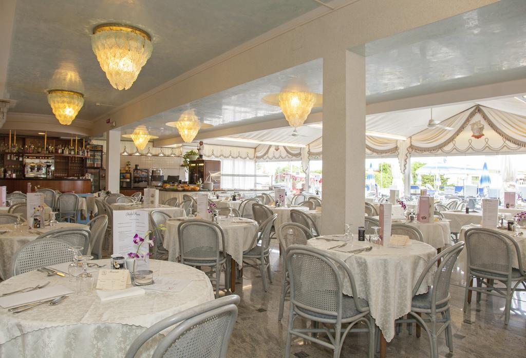 Hotel Panama Lido di Jesolo Esterno foto