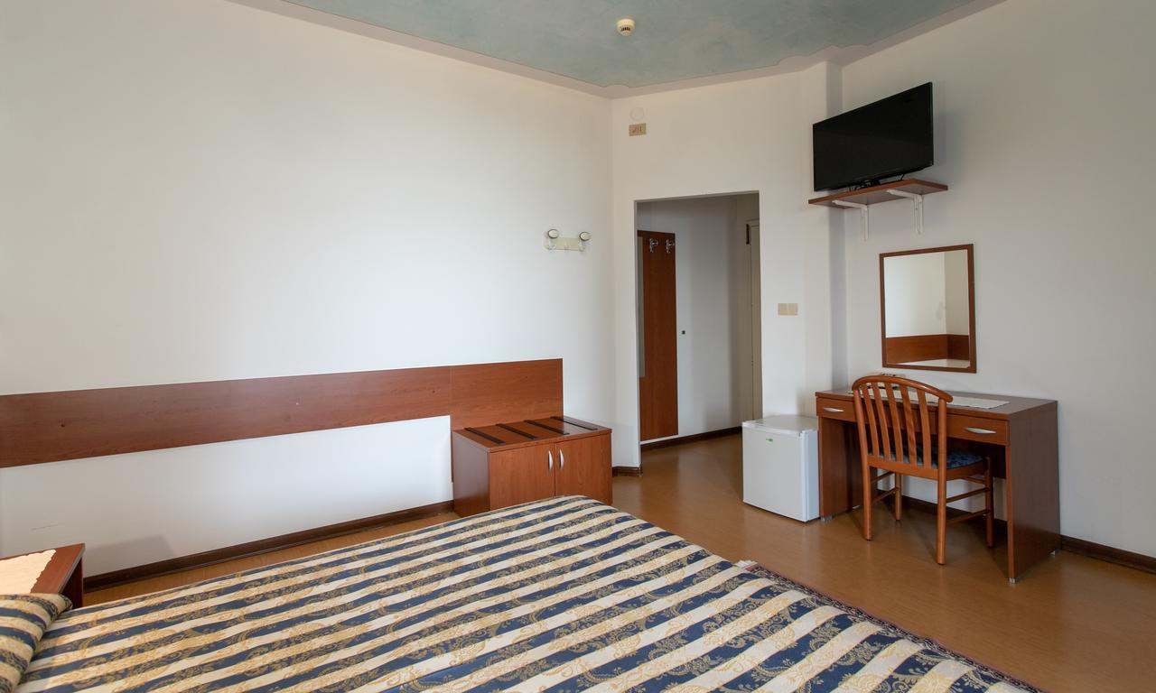 Hotel Panama Lido di Jesolo Esterno foto