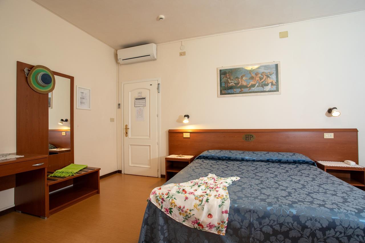 Hotel Panama Lido di Jesolo Esterno foto