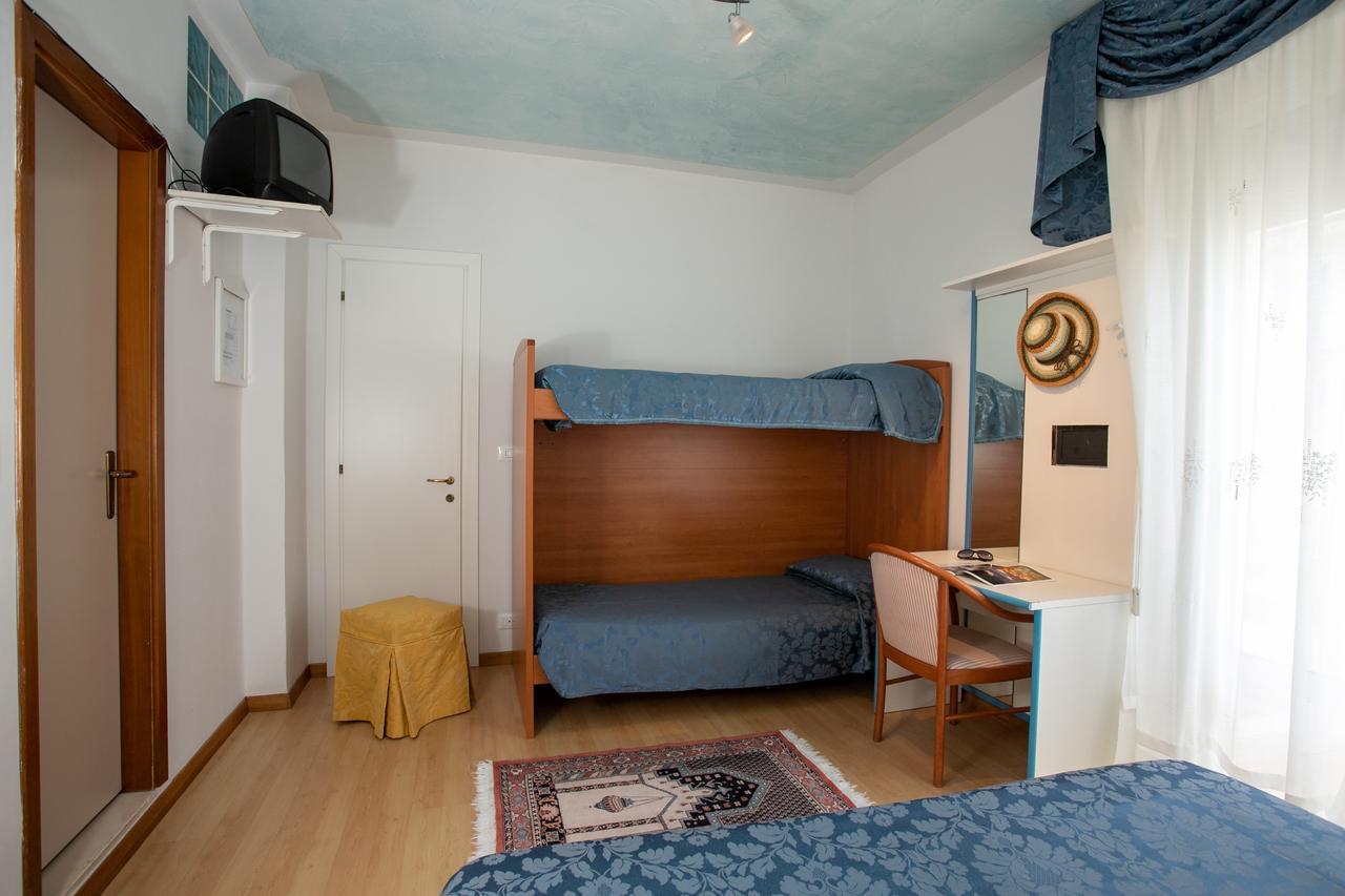 Hotel Panama Lido di Jesolo Esterno foto