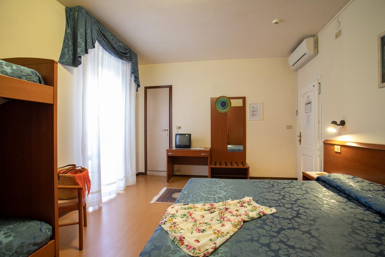 Hotel Panama Lido di Jesolo Esterno foto