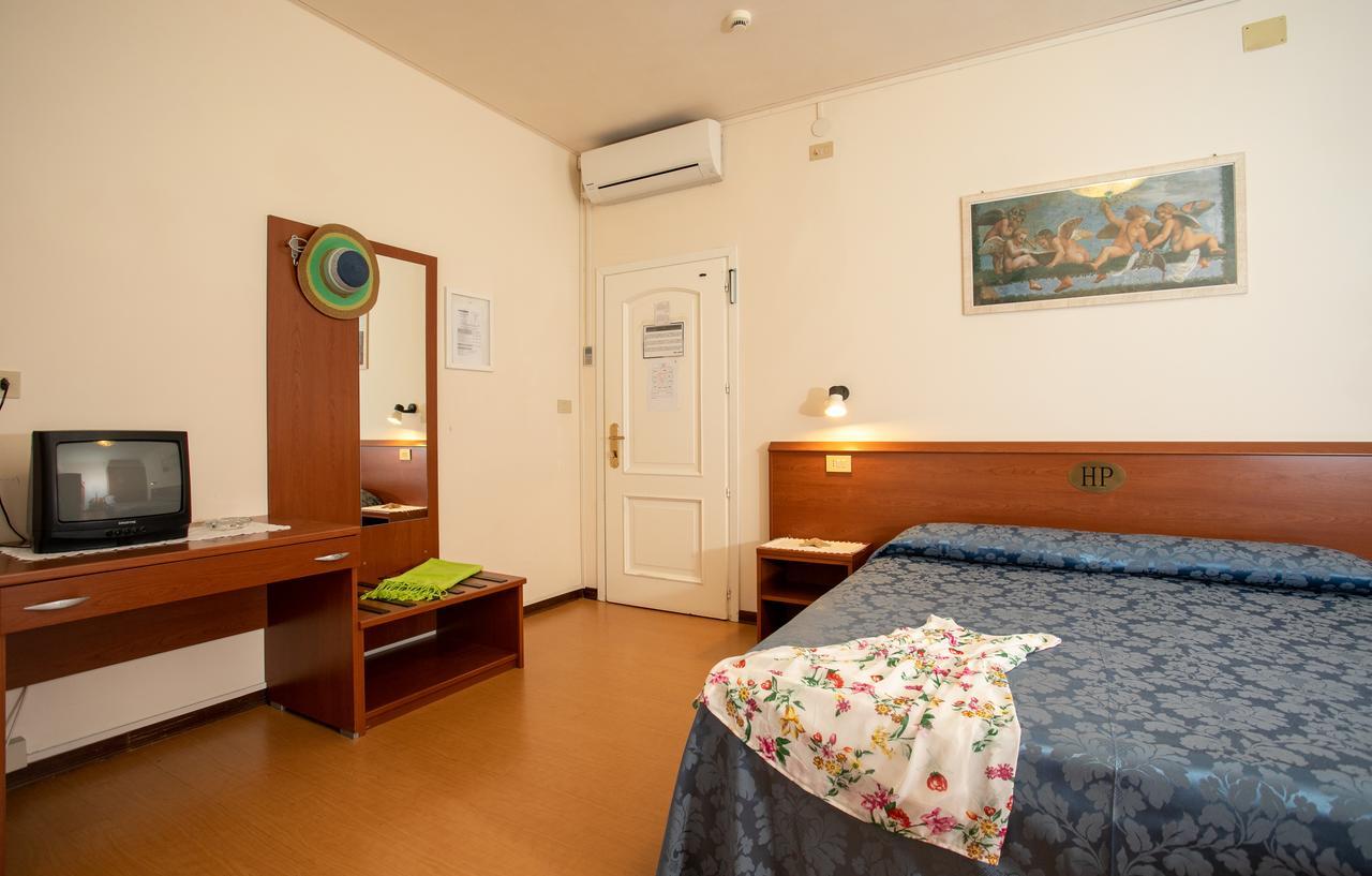 Hotel Panama Lido di Jesolo Esterno foto